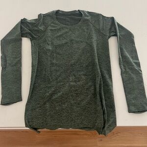 Lululemon Swiftly Tech Long-Sleeve